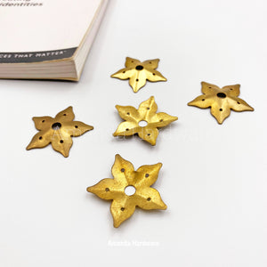 BrassnStamped Star Flower For Craft Projects - Set of 5