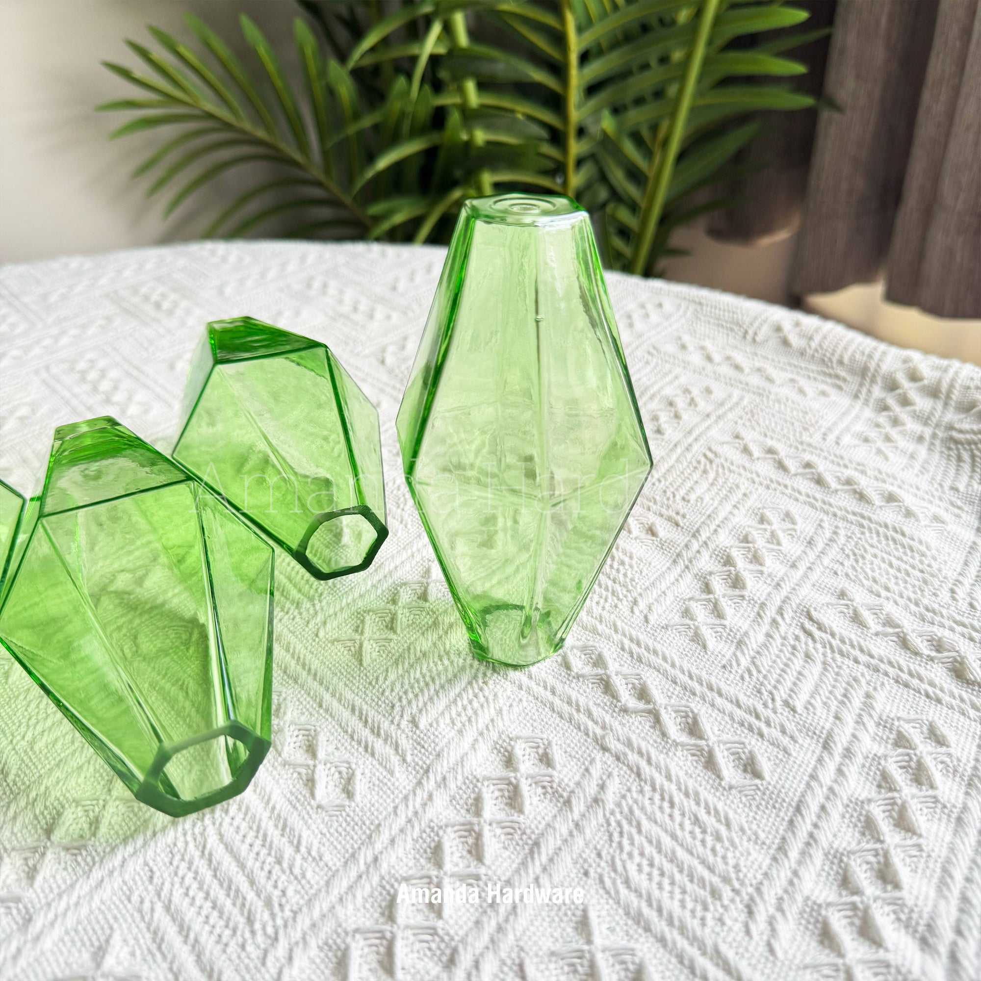 Green Polyhedra Glass Droplet