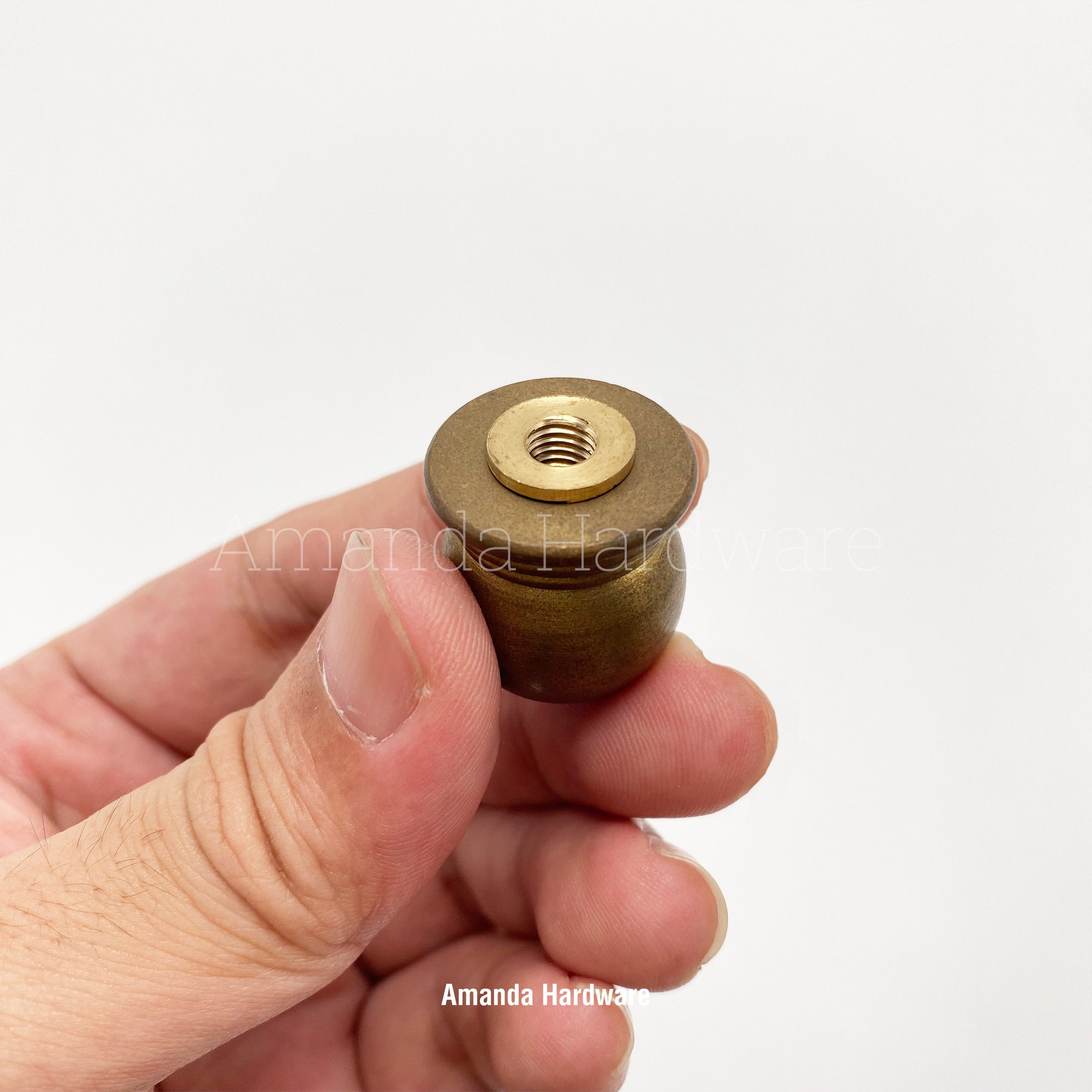 Reducing Insert Coupling - 1/4-27 x 1/8 IPS - With Shoulder - Solid Brass