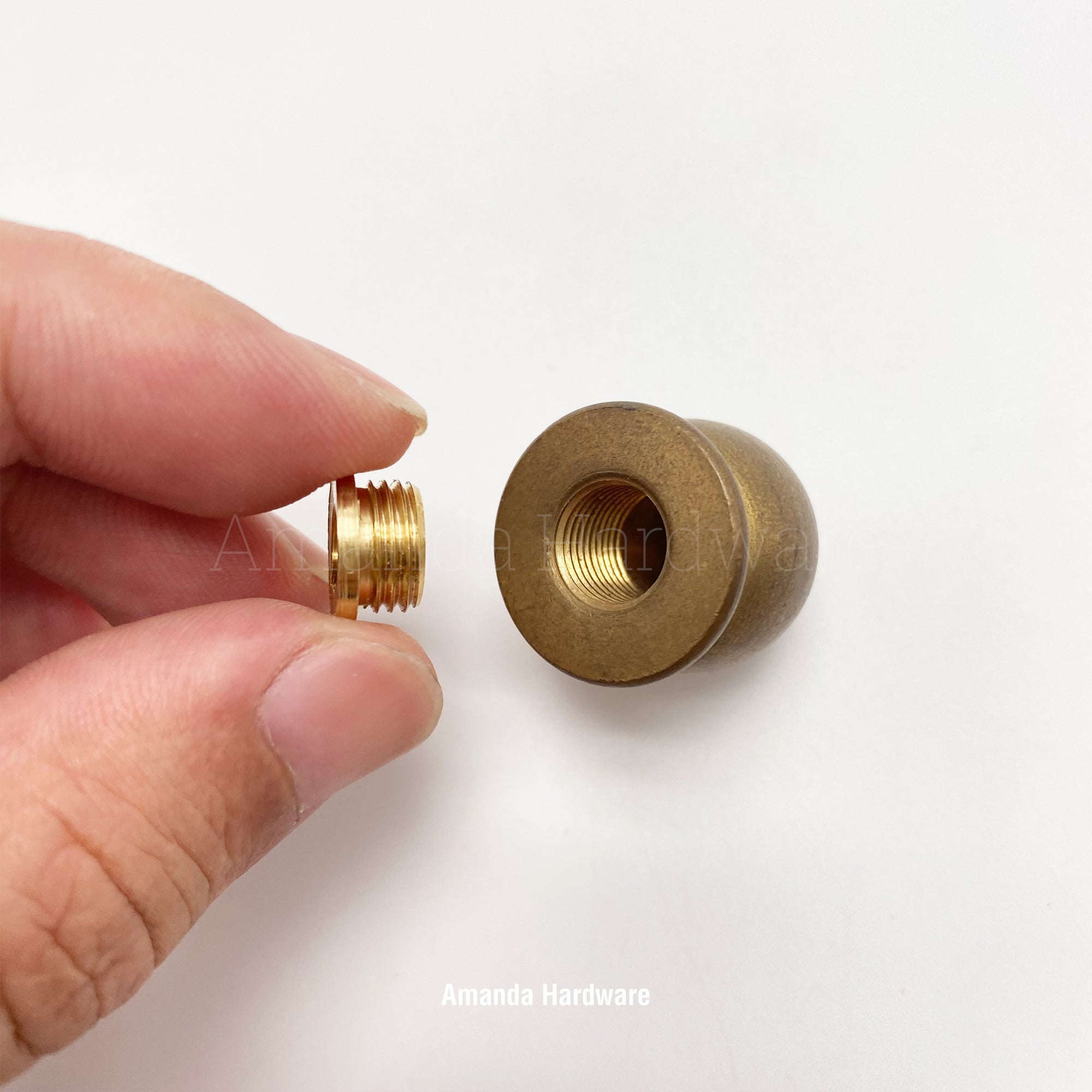 Reducing Insert Coupling - 1/4-27 x 1/8 IPS - With Shoulder - Solid Brass