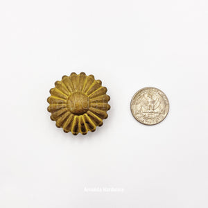 Brass Flat Flower Lamp Finial - 1.5in