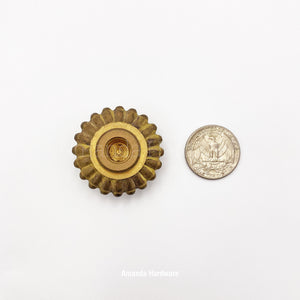 Brass Flat Flower Lamp Finial - 1.5in